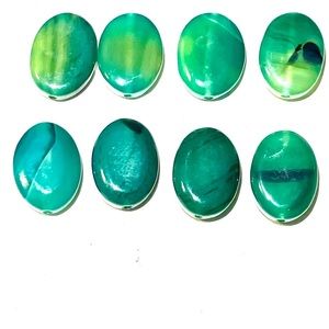 New Flat oval Green Glass Beads